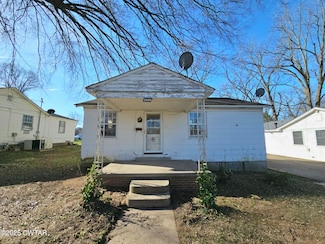 2008 Osborne St, Humboldt, TN 38343