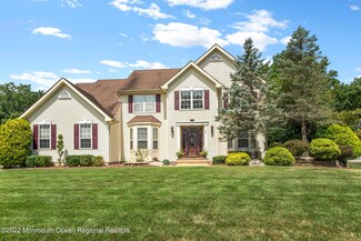 12 Tuscany Dr, Jackson, NJ 08527