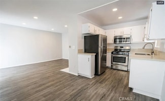 4406 Cahuenga Blvd Unit 107, Toluca Lake, CA 91602