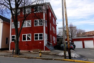 24 Hill St, Biddeford, ME 04005
