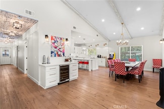 374 Mountainaire Ln, Big Bear Lake, CA 92315
