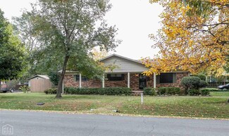 615 SW 2nd St, Walnut Ridge, AR 72476
