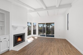 559 4th St, Encinitas, CA 92024
