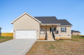 1328 Duck Pond Rd, Sparta, TN 38583