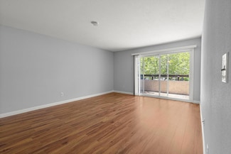 293 Tradewinds Dr Unit 8, San Jose, CA 95123