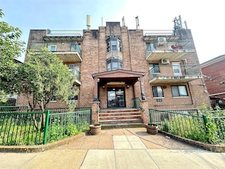 130-14 60th Ave Unit 2E, Flushing, NY 11355