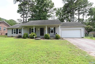1208 Teenajo Dr SE, Huntsville, AL 35803