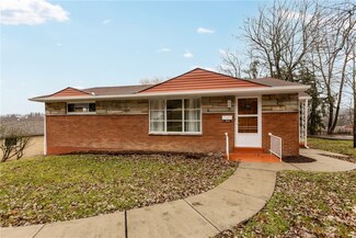 3203 Mayflower Dr, Pittsburgh, PA 15227