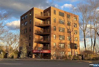 1450 Palisade Ave Unit 5J, Fort Lee, NJ 07024