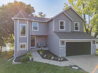 912 S 132nd St, Bonner Springs, KS 66012