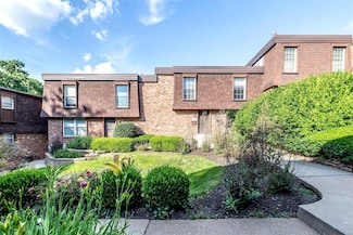 13481 Coliseum Dr Unit 79, Chesterfield, MO 63017