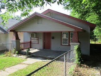 322 W 8th Ave, Bristow, OK 74010