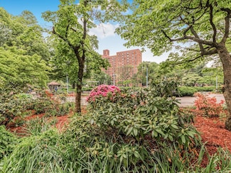 44 Metropolitan Oval Unit 10D, Bronx, NY 10462
