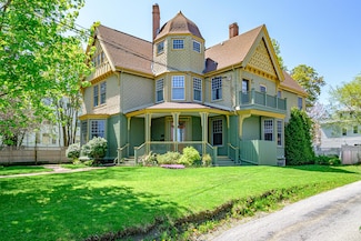 29 Falmouth St Unit 2, Portland, ME 04103