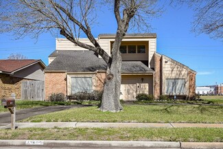 15402 Mendocino Dr, Houston, TX 77083