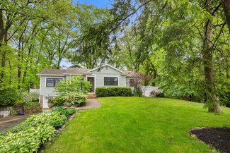 304 Hunting Rd, Needham Heights, MA 02494