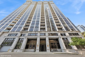 233 E 13th St Unit 2210, Chicago, IL 60605