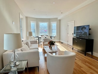 111 Hutchings St Unit 2, Dorchester, MA 02121