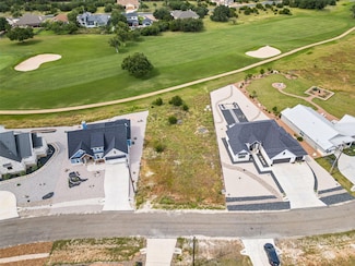 109 Warren Wallace, Blanco, TX 78606