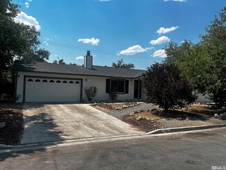 350 Spruce Dr, Fernley, NV 89408