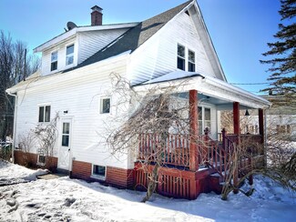 148 Hurlin Smith Rd, Buxton, ME 04093