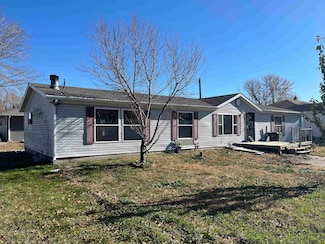 199 Pine St, Tilden, NE 68781