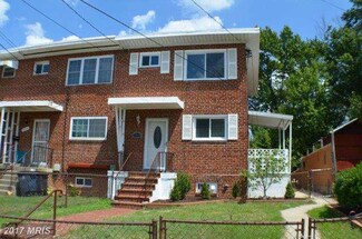 5018 Roseld Ct, Oxon Hill, MD 20745