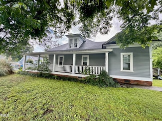 120 N Anthony St, Burlington, NC 27217