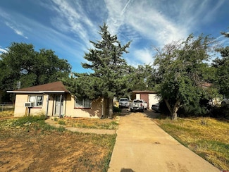 809 N Dolores Rd, Cortez, CO 81321