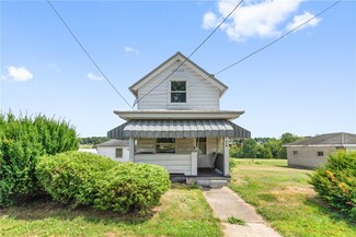 718 Christy Ave, Ford Cliff, PA 16228