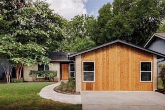 5204 Hedgewood Dr, Austin, TX 78745