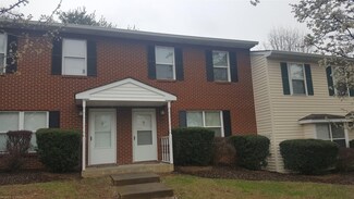220 Janie Ln, Blacksburg, VA 24060