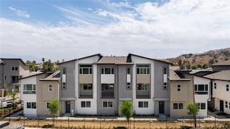 1116 S Santo Antonio Dr, Colton, CA 92324