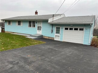 3921 Maple St, Allentown, PA 18104