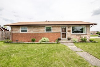 9237 Willow Ln, Bridgeview, IL 60455