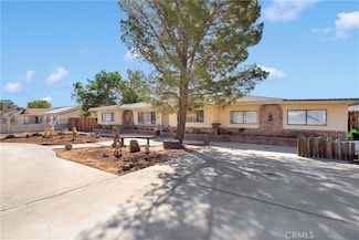 14444 Iroquois Rd, Apple Valley, CA 92307