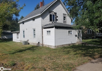 1220 12th St, Onawa, IA 51040