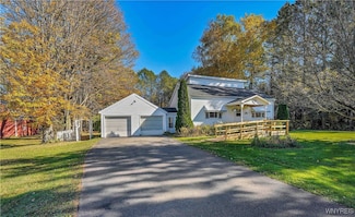 12629 Savage Rd, Sardinia, NY 14134