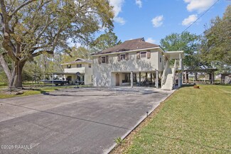 4807 Dolphin St, New Iberia, LA 70560