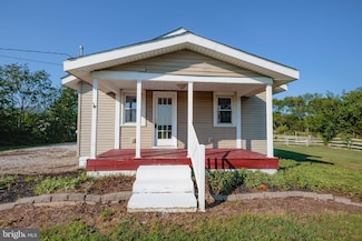 162 Mill Rd, Elmer, NJ 08318