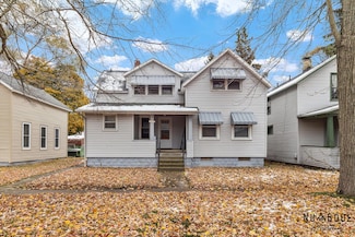 1514 6th St, Muskegon, MI 49441