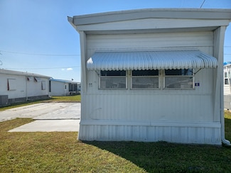 11 Imperial, Palmetto, FL 34221
