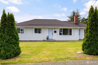 285 SE Quaker St, Oak Harbor, WA 98277
