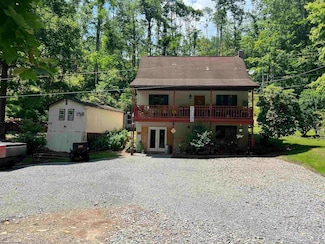 1691 Poe Run Rd, Elkins, WV 26241