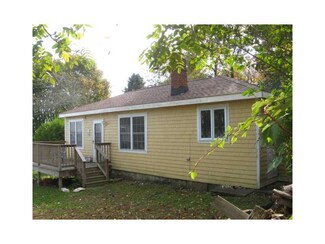 251 Governor Paine Rd, Portsmouth, RI 02872