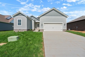 649 Pleasant Meadow Ln, Bowling Green, KY 42101