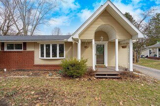 297 Washington St E, Almont, MI 48003