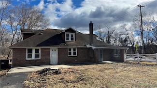 2105 Creek Rd, Bethlehem, PA 18015