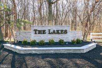 15 Lavister Dr, Mount Laurel, NJ 08054