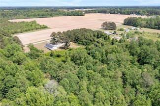 21118 Bethel Rd, Courtland, VA 23837